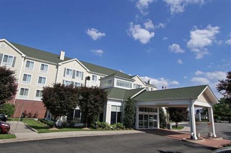 фото отеля Hilton Garden Inn Westbury