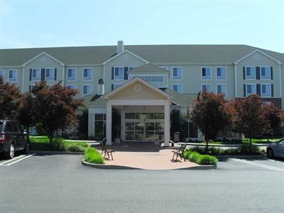 фото отеля Hilton Garden Inn Westbury