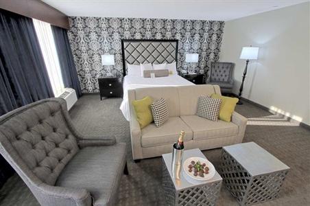 фото отеля Hilton Garden Inn Westbury