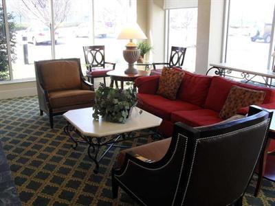 фото отеля Hilton Garden Inn Westbury