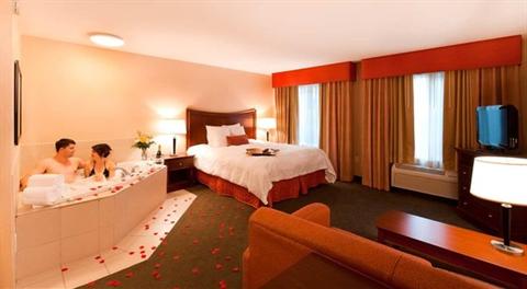 фото отеля Hampton Inn & Suites, Fresno