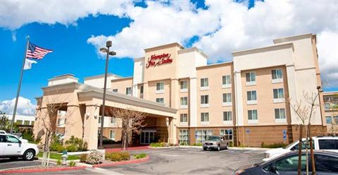 фото отеля Hampton Inn & Suites, Fresno