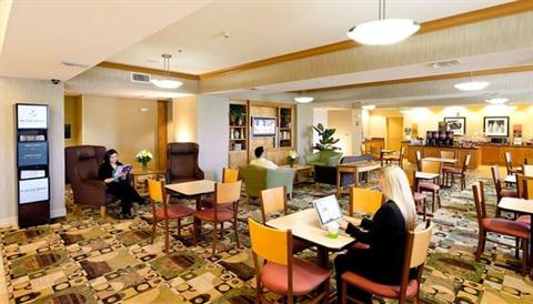 фото отеля Hampton Inn & Suites, Fresno