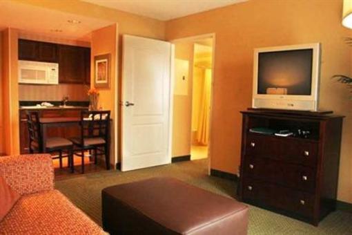 фото отеля Homewood Suites Tampa Brandon