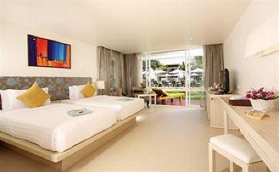 фото отеля The Briza Beach Resort Khao Lak Phang Nga