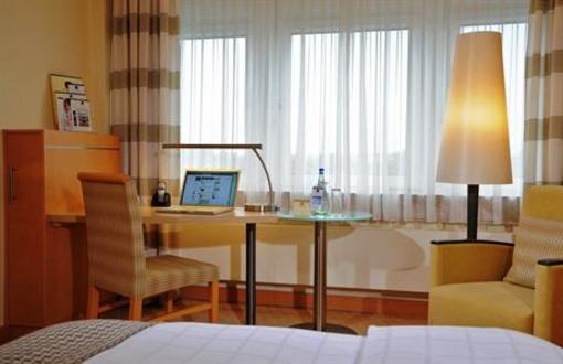 фото отеля BEST WESTERN Premier Parkhotel Kronsberg