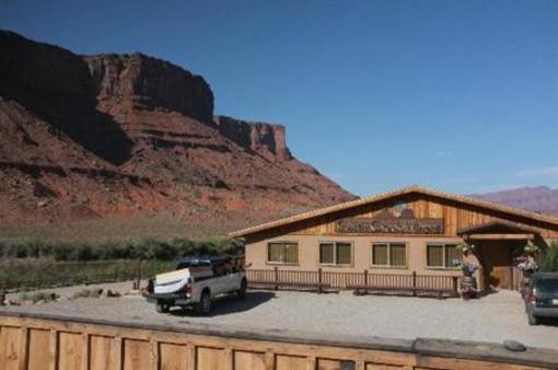 фото отеля Red Cliffs Lodge Moab