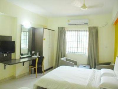 фото отеля Hotel Comfort Inn Vyshak