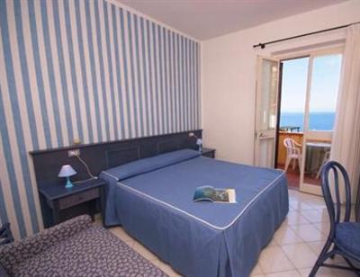 фото отеля Hotel il Perseo