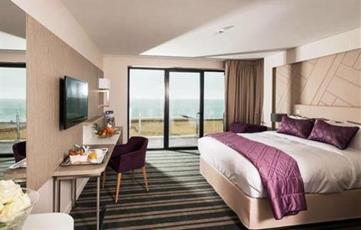 фото отеля Hotel les bains de Cabourg