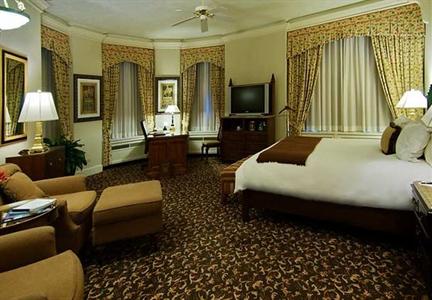 фото отеля Brown Palace Hotel