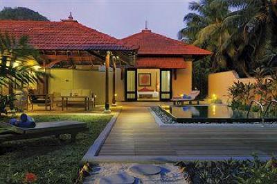 фото отеля Sainte Anne Resort & Spa