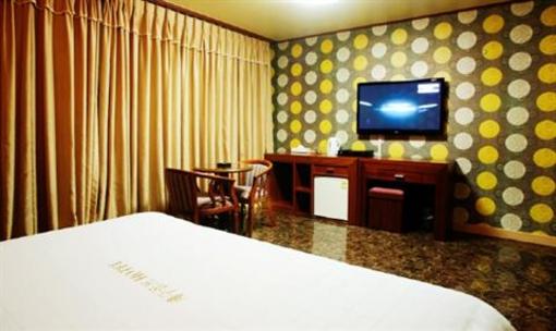 фото отеля Jeju Golf Hotel