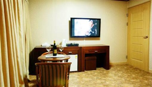 фото отеля Jeju Golf Hotel