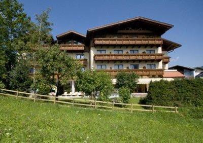 фото отеля Hotel Post Abtenau