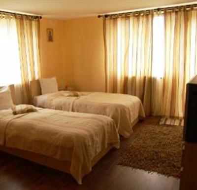 фото отеля Piatra Craiului