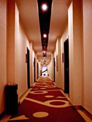 фото отеля 9 Ju Holiday Hotel Hailar