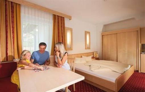 фото отеля Kinderhotel Stefan Wenns