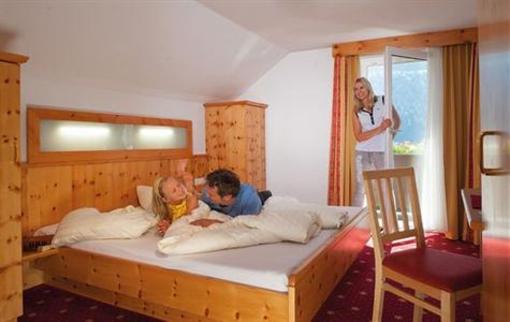 фото отеля Kinderhotel Stefan Wenns