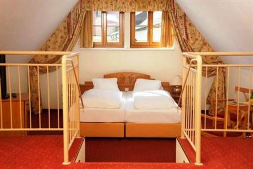 фото отеля Hotel Althof Retz