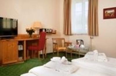 фото отеля Hotel Althof Retz