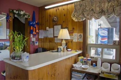 фото отеля Americas Best Value Inn Wellsville