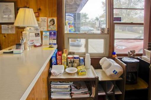 фото отеля Americas Best Value Inn Wellsville
