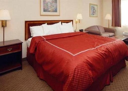 фото отеля Comfort Suites Martinsburg