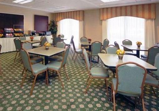фото отеля Comfort Suites Martinsburg