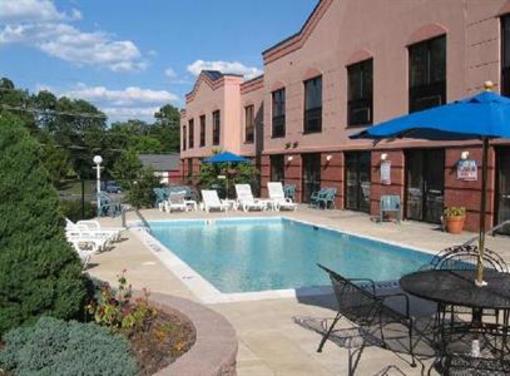 фото отеля Comfort Suites Martinsburg