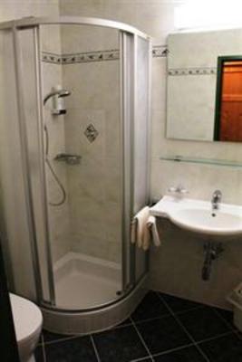 фото отеля Hotel Goldener Stern Abtenau
