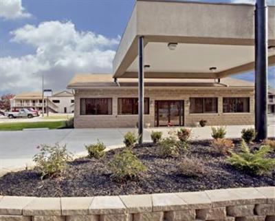 фото отеля Americas Best Value Inn - St. Albans South Charleston