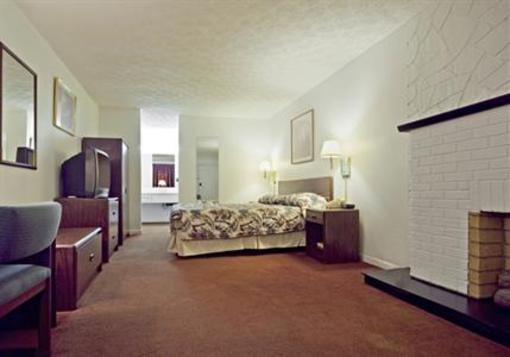 фото отеля Americas Best Value Inn - St. Albans South Charleston