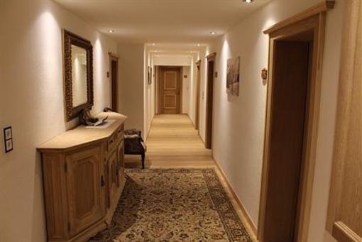 фото отеля Alpine Chalet Schoenbichl