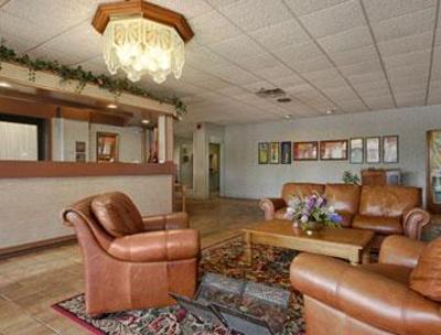 фото отеля Ramada Inn Angola (Indiana)