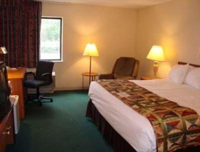 фото отеля Baymont Inn & Suites Sullivan