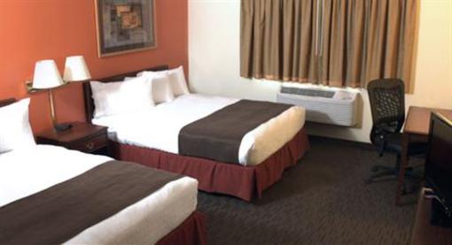 фото отеля AmericInn Lodge & Suites St. Cloud