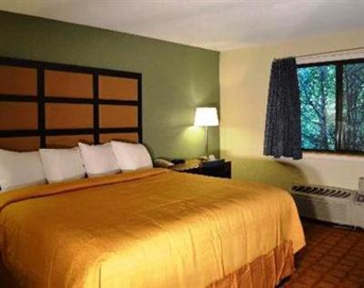 фото отеля Quality Inn & Suites Marinette