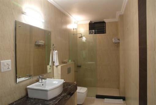 фото отеля Hotel Deer Parkk