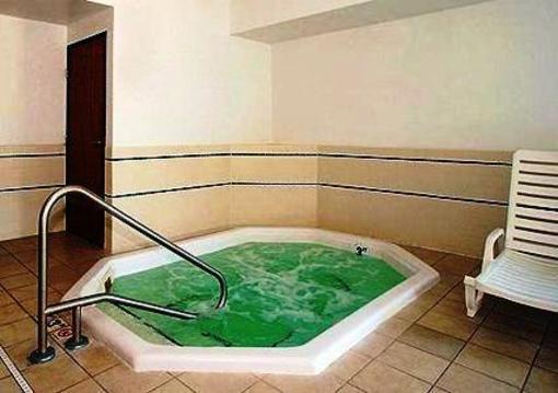 фото отеля Quality Inn Northtown