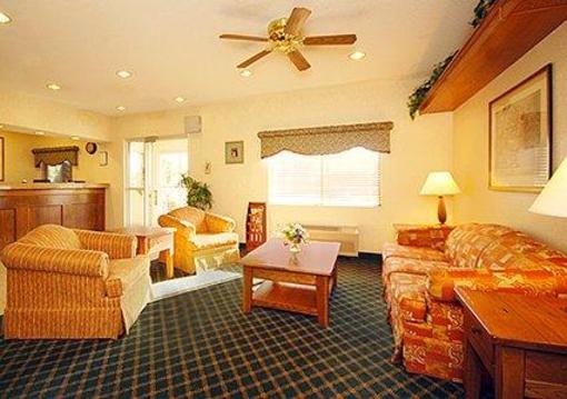 фото отеля Comfort Inn Brooklyn Center