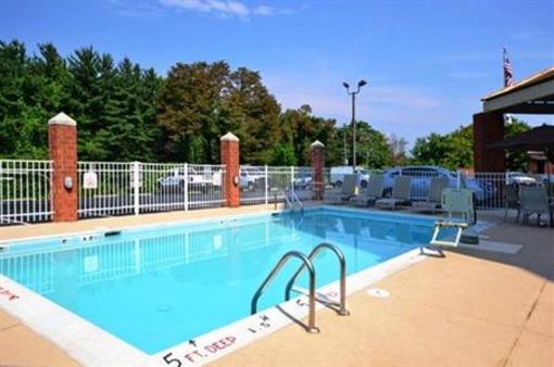 фото отеля Comfort Inn Staunton