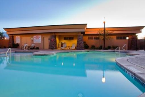 фото отеля Holiday Inn Express Hotel & Suites Washington