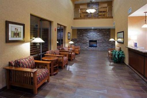 фото отеля Holiday Inn Express Hotel & Suites Washington