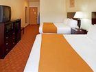 фото отеля Holiday Inn Express Hotel & Suites Mount Pleasant (Texas)