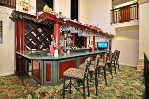 фото отеля BEST WESTERN PLUS Villa Del Lago Inn