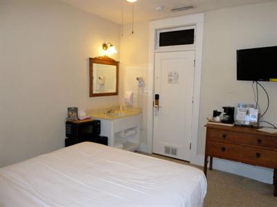 фото отеля Americas Best Value Inn & Suites - Royal Carriage