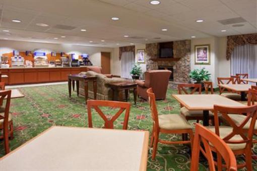 фото отеля Holiday Inn Express Hotel & Suites Monaca