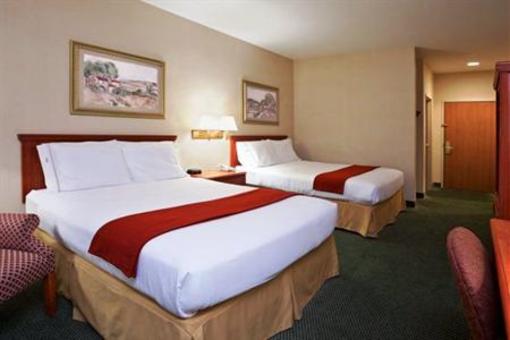 фото отеля Holiday Inn Express Hotel & Suites Monaca