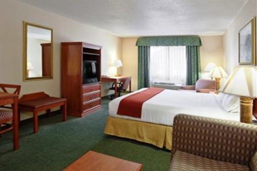 фото отеля Holiday Inn Express Hotel & Suites Monaca